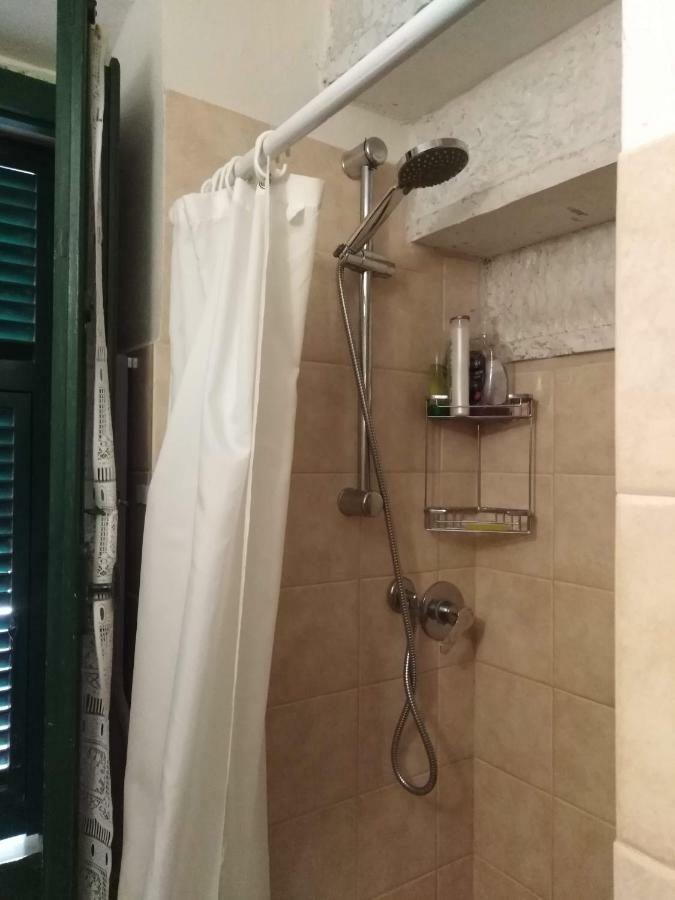 L ' Canton B & B Colonnata Bagian luar foto