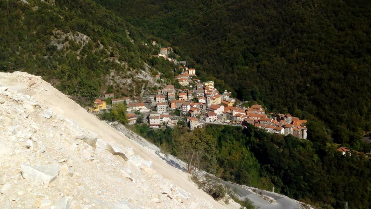 L ' Canton B & B Colonnata Bagian luar foto